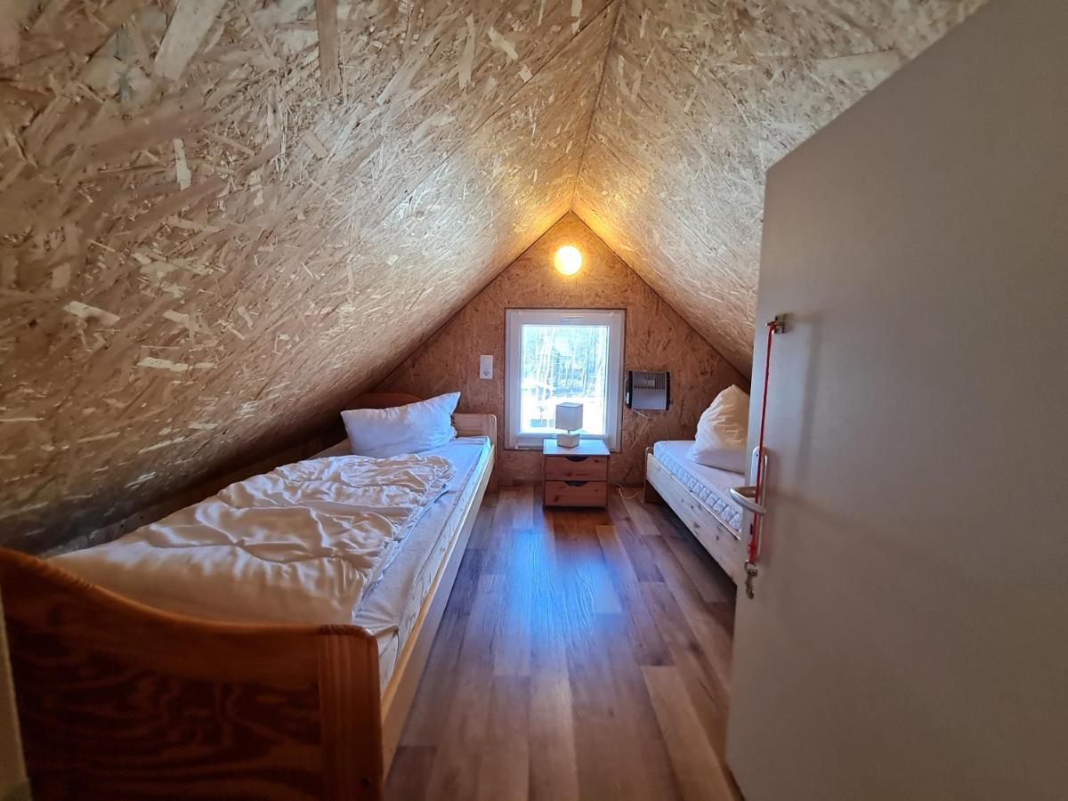 Ferienhaus direkt am Badesee Bungalow 11 Schönsee Urnshausen Exterior foto